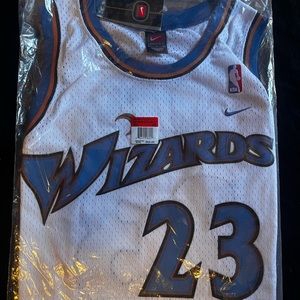 Brand new authentic Nike Swingman Michael Jordan Wizards jersey. Size Large